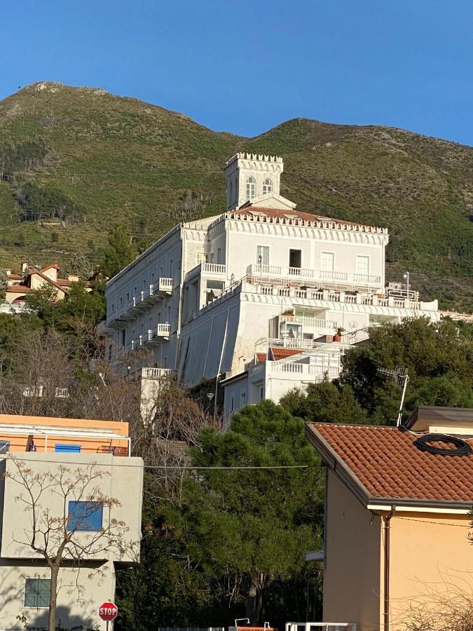 Appartamento Nel Fabbricato Denominato Il Castello Praia a Mare Zewnętrze zdjęcie
